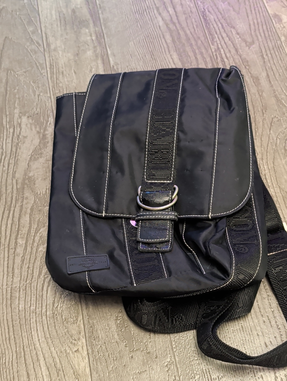 Harley-Davidson Black Men's Messenger Crossbody Bag with White Stitching